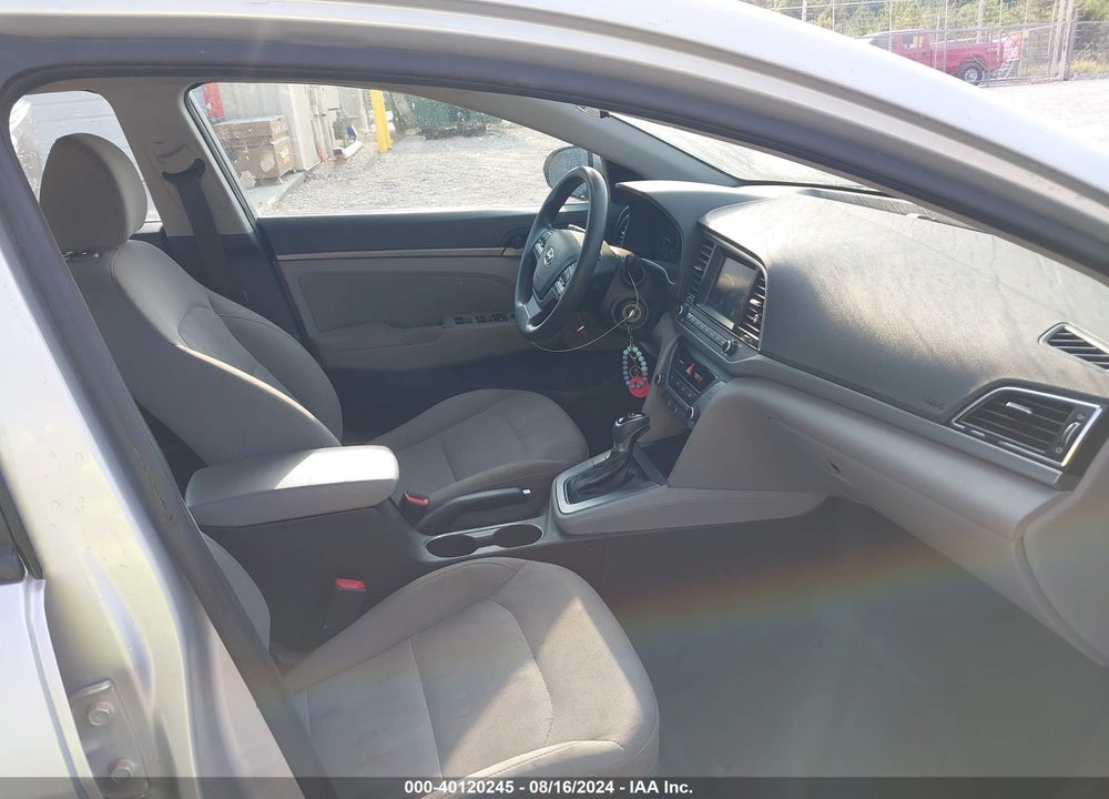 2018 HYUNDAI ELANTRA SEL VIN: 5NPD84LF6JH345278