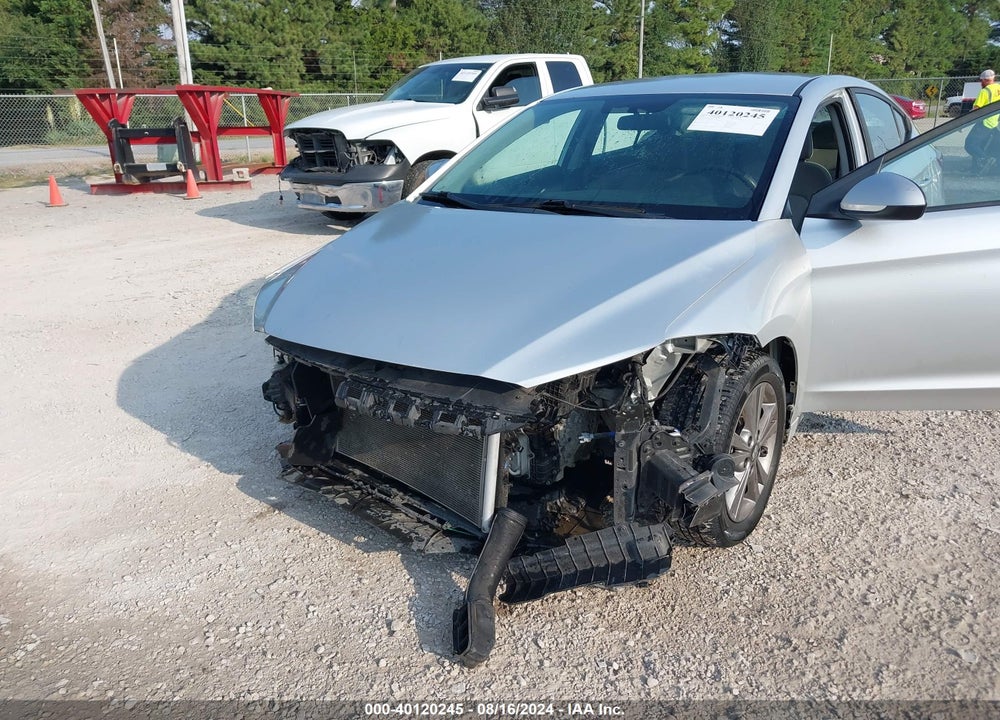 2018 HYUNDAI ELANTRA SEL VIN: 5NPD84LF6JH345278