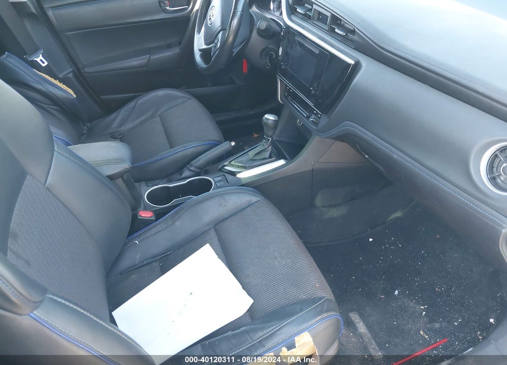 2018 TOYOTA COROLLA SE VIN: 5YFBURHE0JP792319