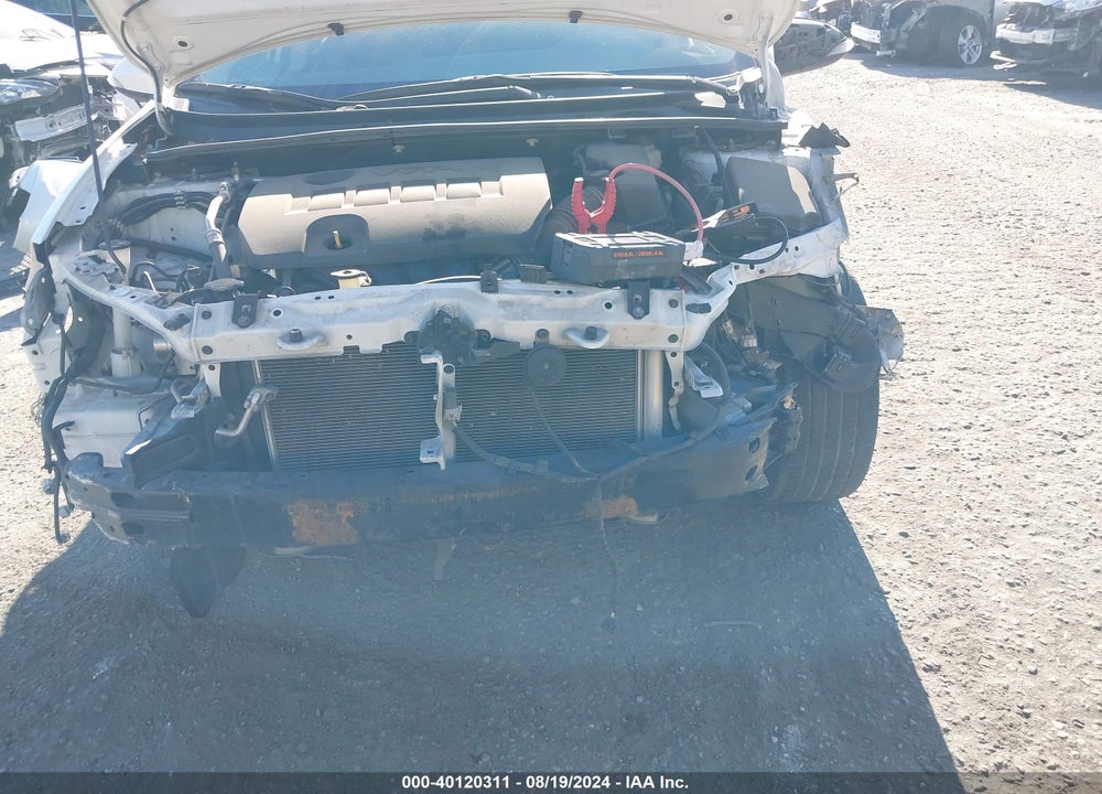 2018 TOYOTA COROLLA SE VIN: 5YFBURHE0JP792319