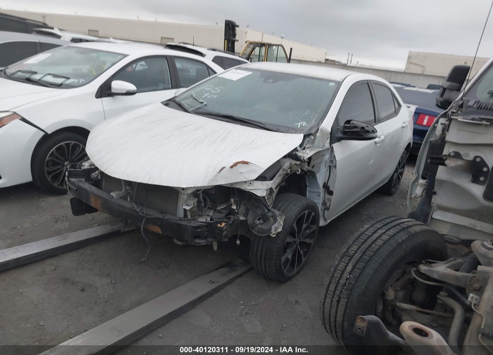 2018 TOYOTA COROLLA SE VIN: 5YFBURHE0JP792319