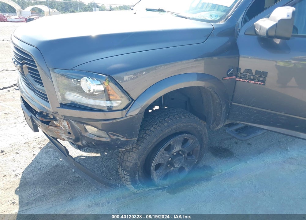 2018 RAM 2500 LAIE  4X4 6'4 BOX VIN: 3C6UR5FL2JG393879