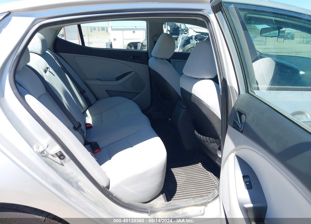 2014 KIA OPTIMA LX VIN: KNAGM4A71E5467103