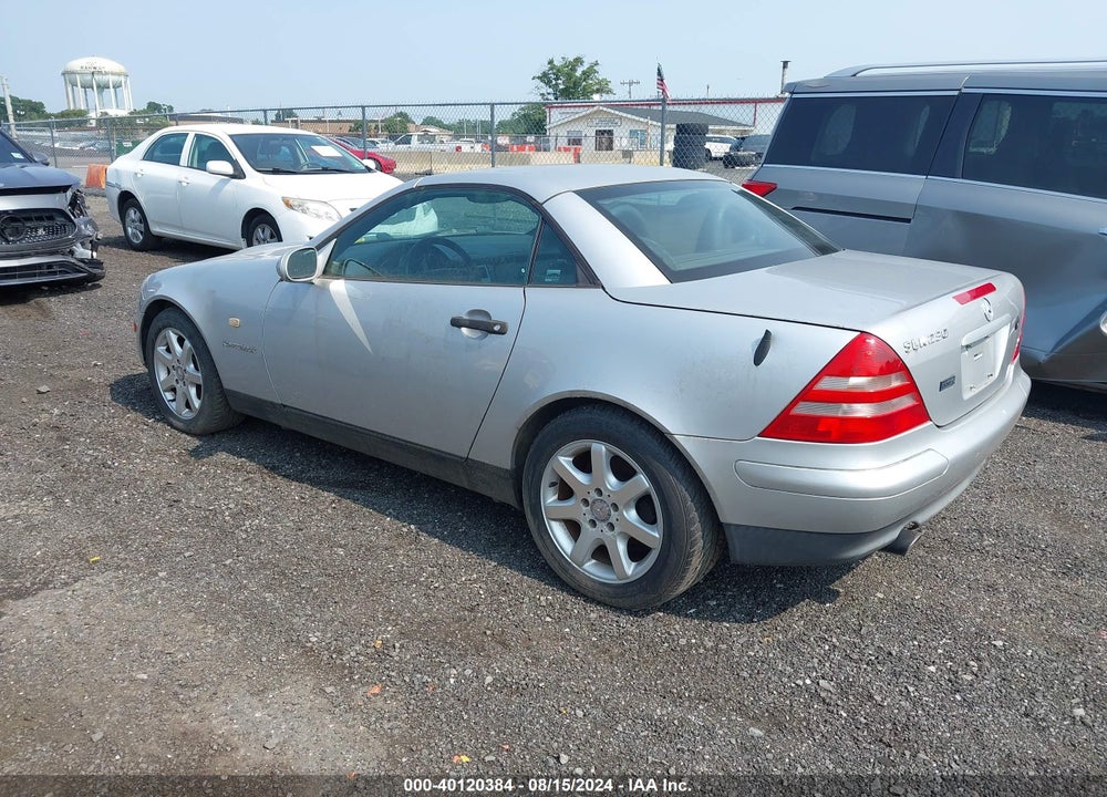 1998 MERCEDES-BENZ SLK 230 VIN: WDBKK47F6WF076508