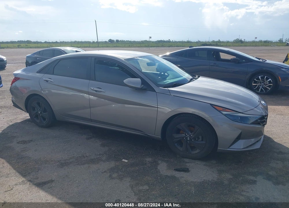 2022 HYUNDAI ELANTRA VIN: KMHLS4AG7NU263012