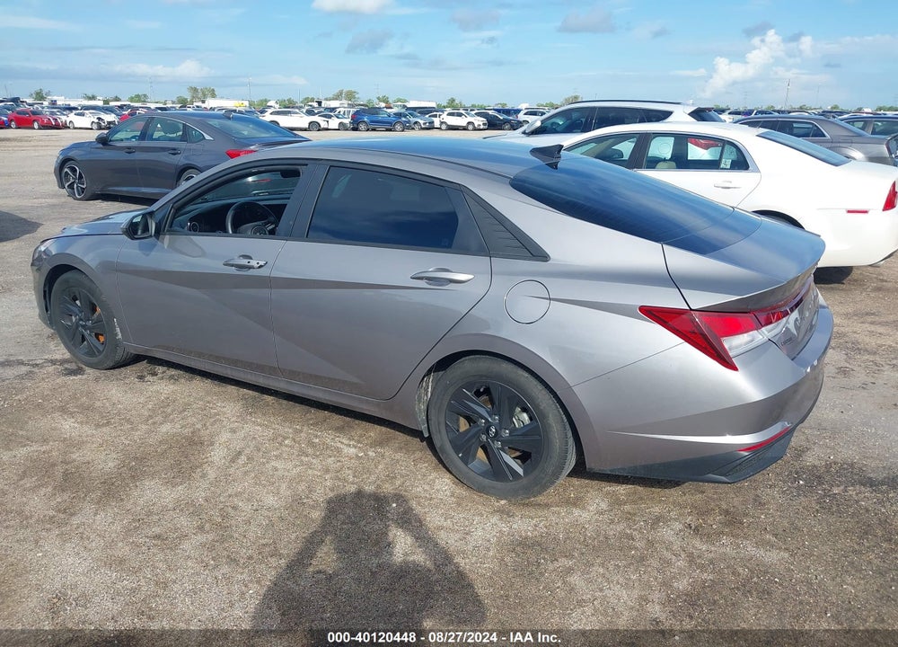2022 HYUNDAI ELANTRA VIN: KMHLS4AG7NU263012