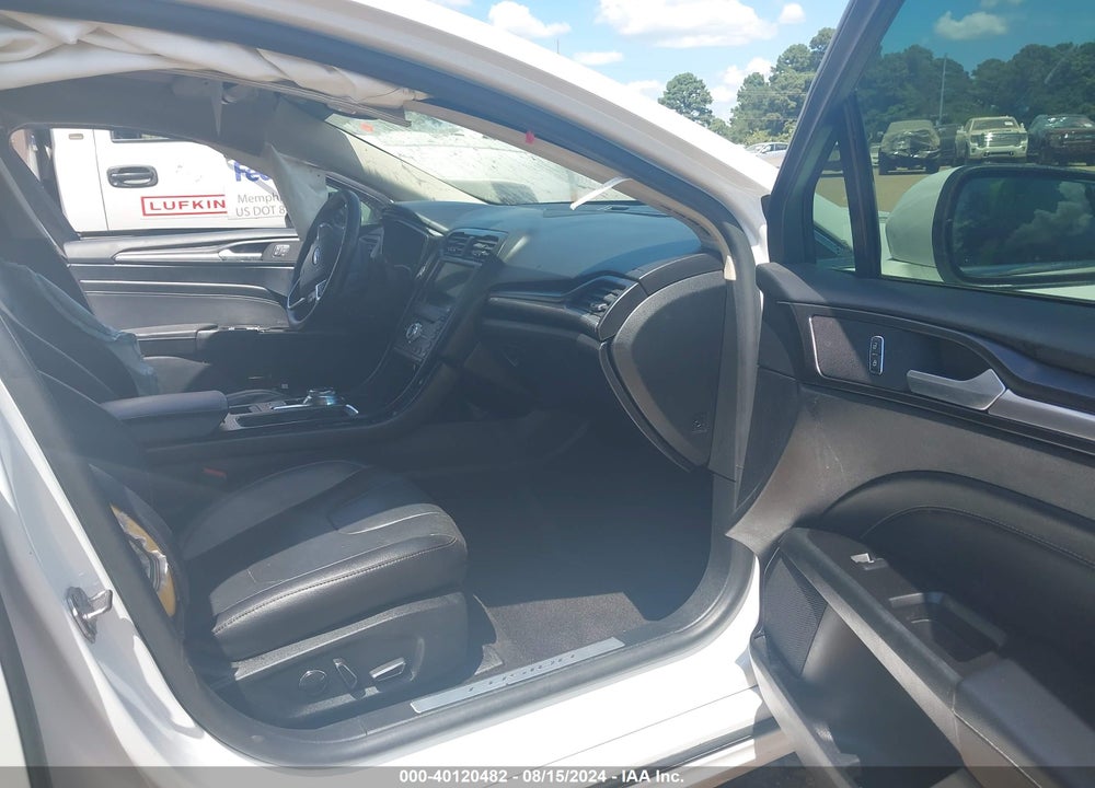 2019 FORD FUSION TITANIUM VIN: 3FA6P0D98KR124282