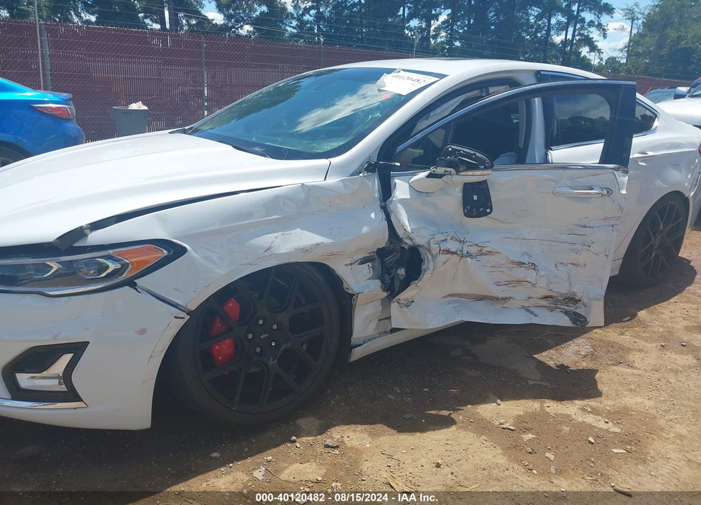 2019 FORD FUSION TITANIUM VIN: 3FA6P0D98KR124282
