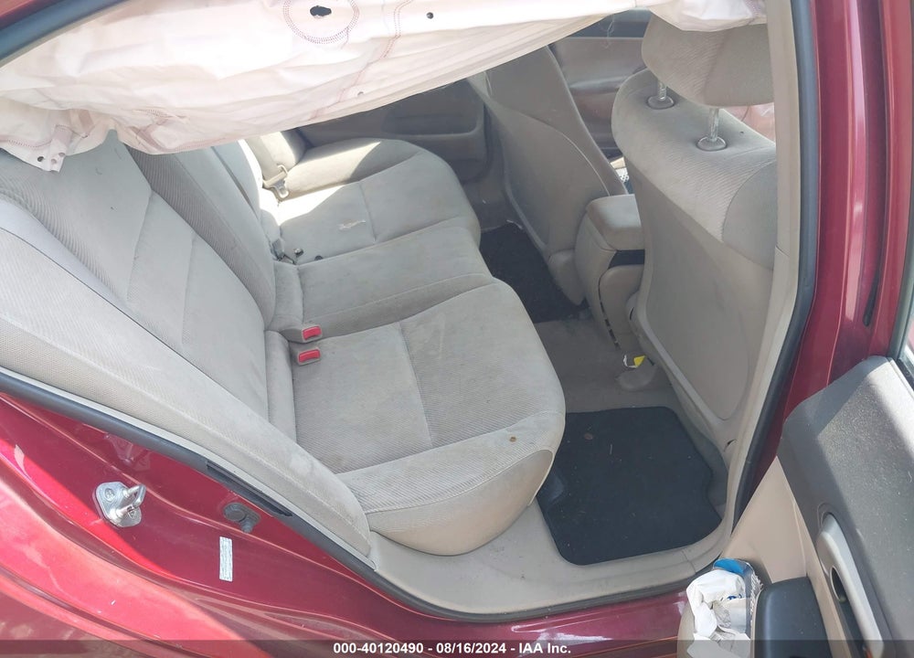 2011 HONDA CIVIC LX VIN: 2HGFA1F56BH547581