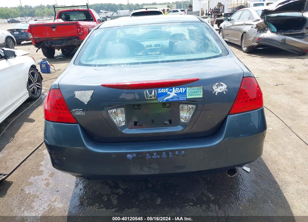 2007 HONDA ACCORD VIN: 1HGCM56717A045215