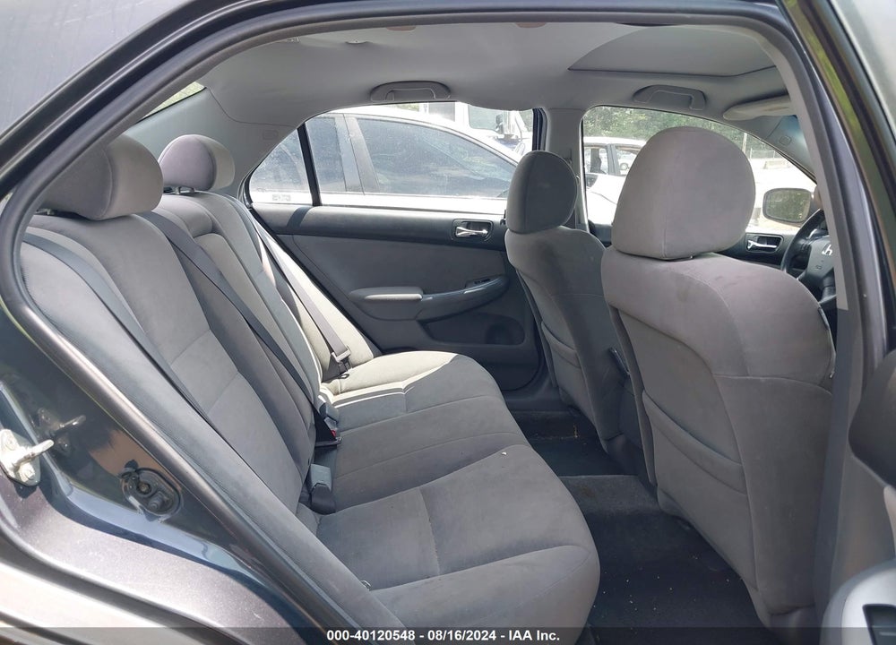 2007 HONDA ACCORD VIN: 1HGCM56717A045215