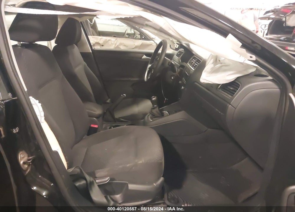 2014 VOLKSWAGEN JETTA 2.0L S VIN: 3VW1K7AJ3EM327475