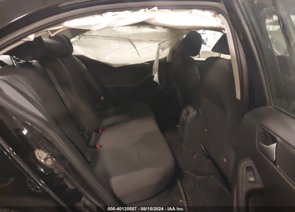 2014 VOLKSWAGEN JETTA 2.0L S VIN: 3VW1K7AJ3EM327475