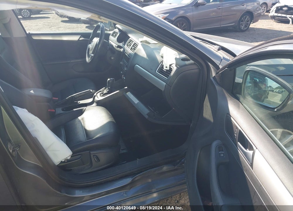 2013 VOLKSWAGEN JETTA 2.5L SE VIN: 3VWDX7AJ9DM310788