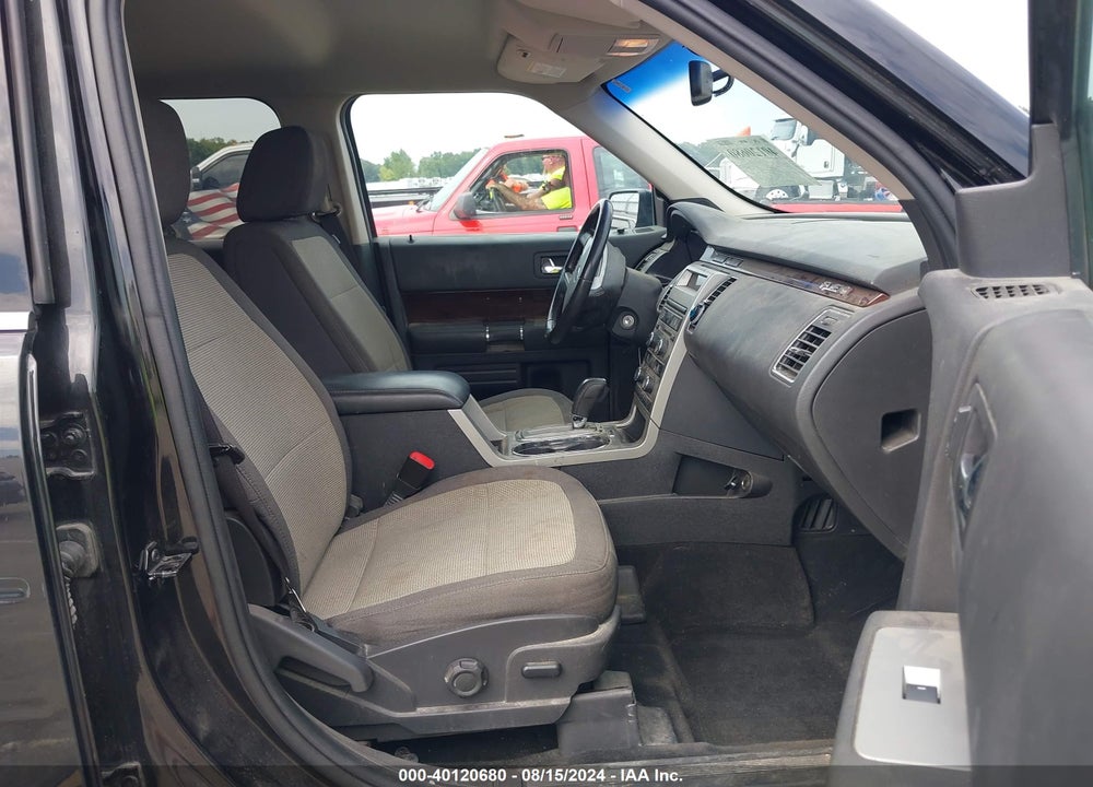 2010 FORD FLEX VIN: 2FMHK6CC3ABB21607