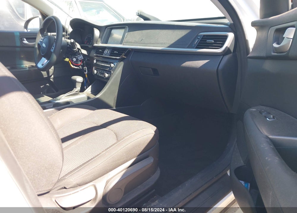 2020 KIA OPTIMA LX VIN: 5XXGT4L35LG409875