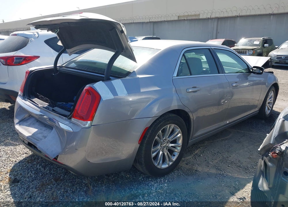 2017 CHRYSLER 300 LIMITED VIN: 2C3CCAAG3HH645940
