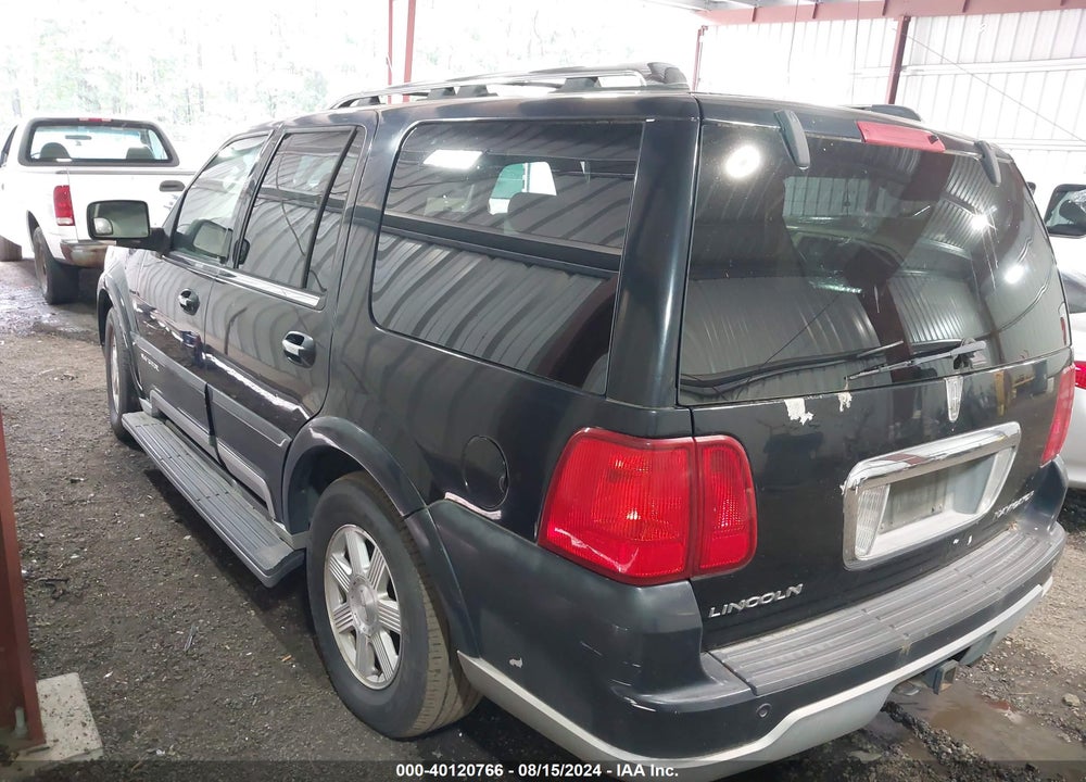 2003 LINCOLN NAVIGATOR VIN: 5LMFU28R43LJ25690