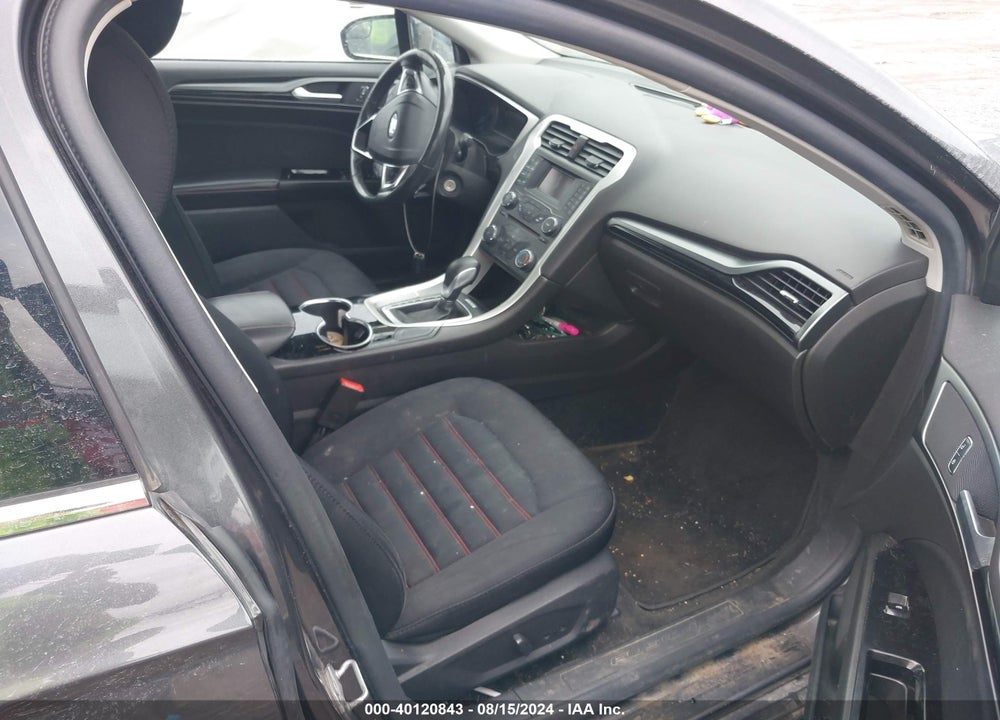 2015 FORD FUSION SE VIN: 3FA6P0H99FR167853