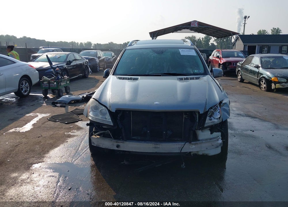 2011 MERCEDES-BENZ GL 450 4MATIC VIN: 4JGBF7BE8BA702178