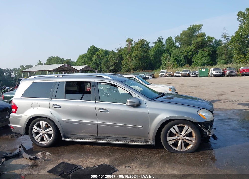 2011 MERCEDES-BENZ GL 450 4MATIC VIN: 4JGBF7BE8BA702178