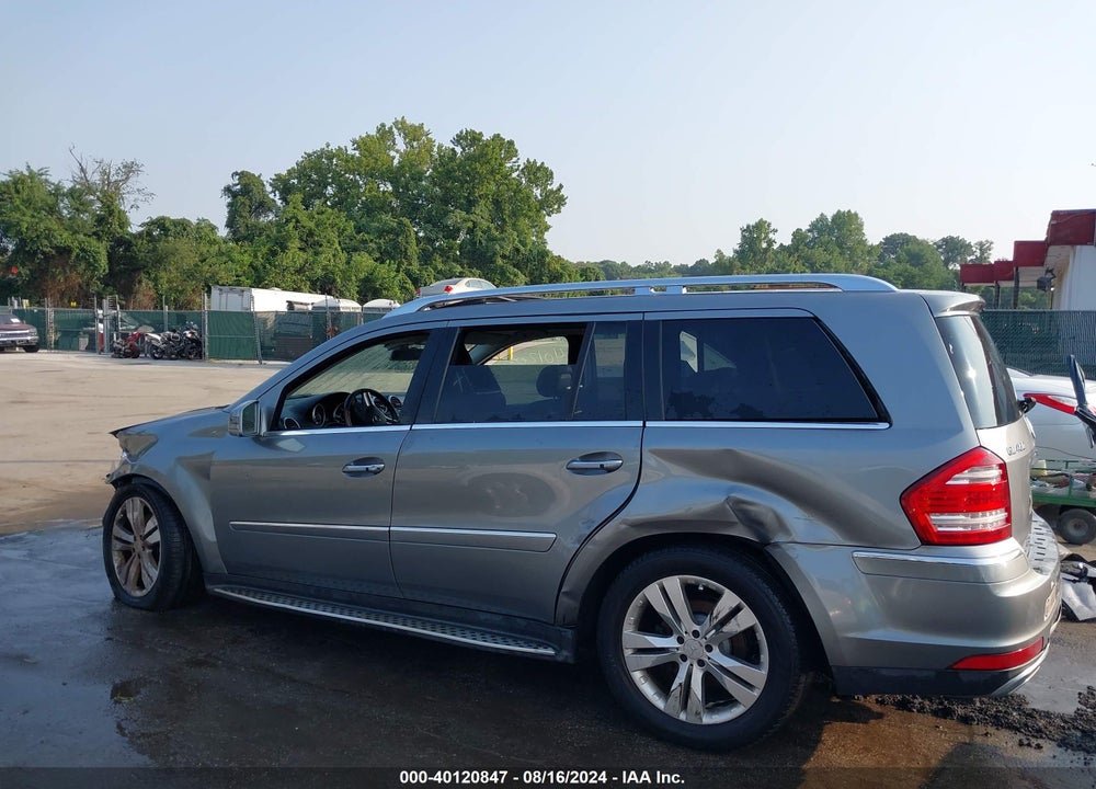 2011 MERCEDES-BENZ GL 450 4MATIC VIN: 4JGBF7BE8BA702178