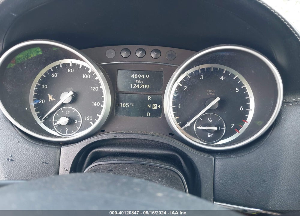 2011 MERCEDES-BENZ GL 450 4MATIC VIN: 4JGBF7BE8BA702178