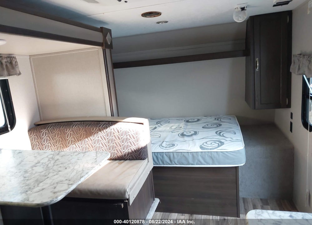 2019 KEYSTONE SPNR1760BH VIN: 4YDT17613KW105521