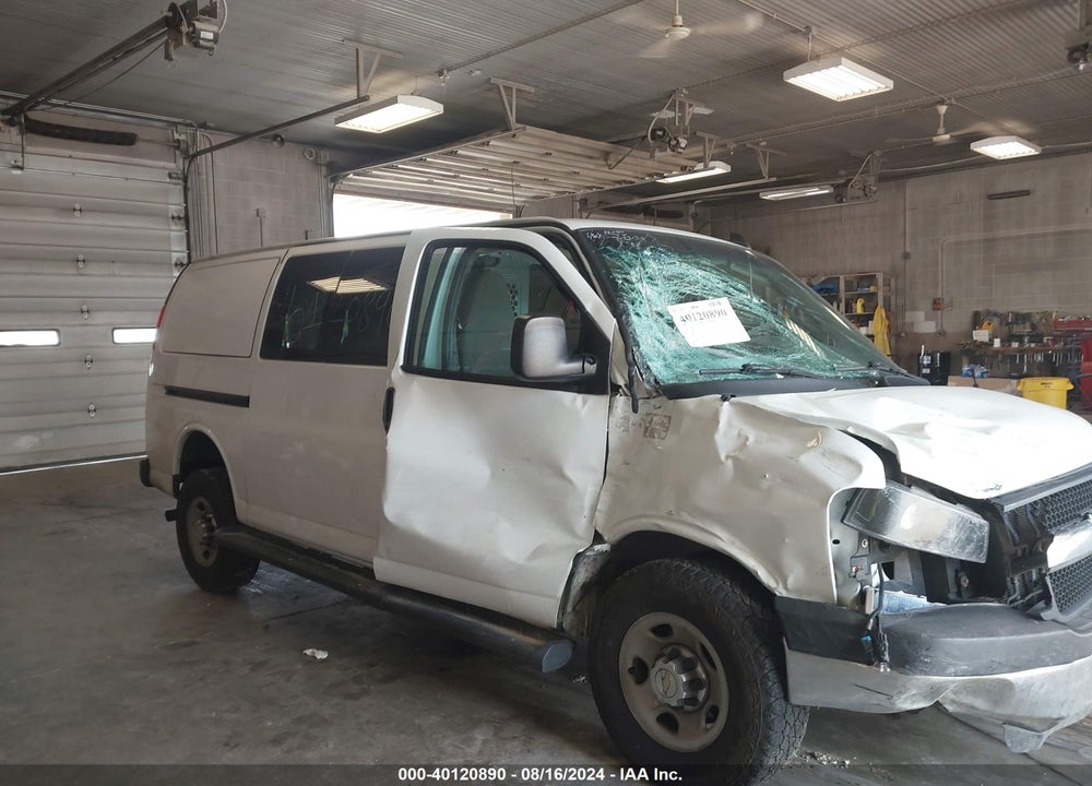 2016 CHEVROLET EXPRESS 2500 LT VIN: 1GBWGFFG6G1255693