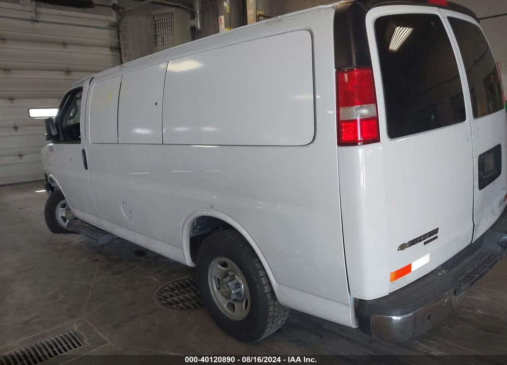 2016 CHEVROLET EXPRESS 2500 LT VIN: 1GBWGFFG6G1255693
