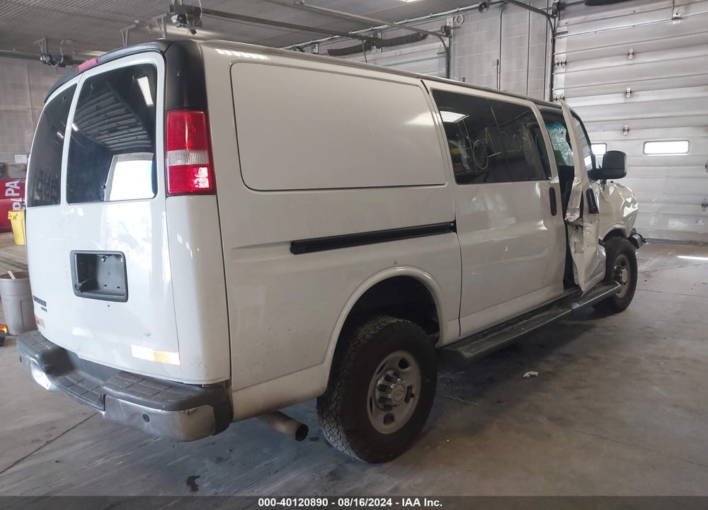 2016 CHEVROLET EXPRESS 2500 LT VIN: 1GBWGFFG6G1255693