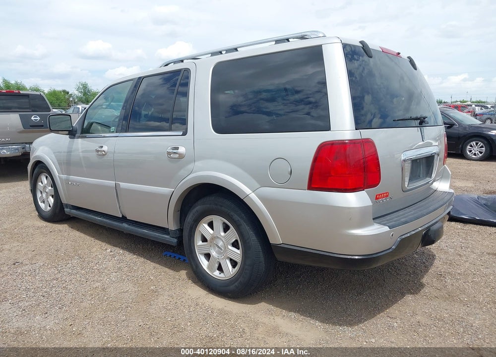 2005 LINCOLN NAVIGATOR VIN: 5LMFU27525LJ18643