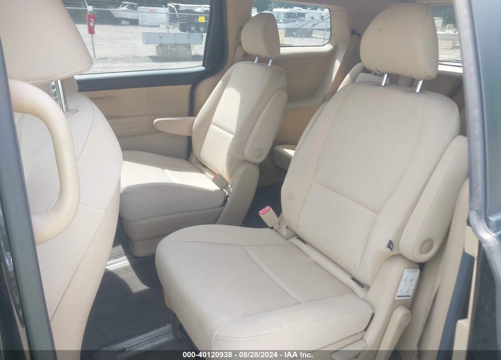 2015 KIA SEDONA LX VIN: KNDMB5C11F6052790