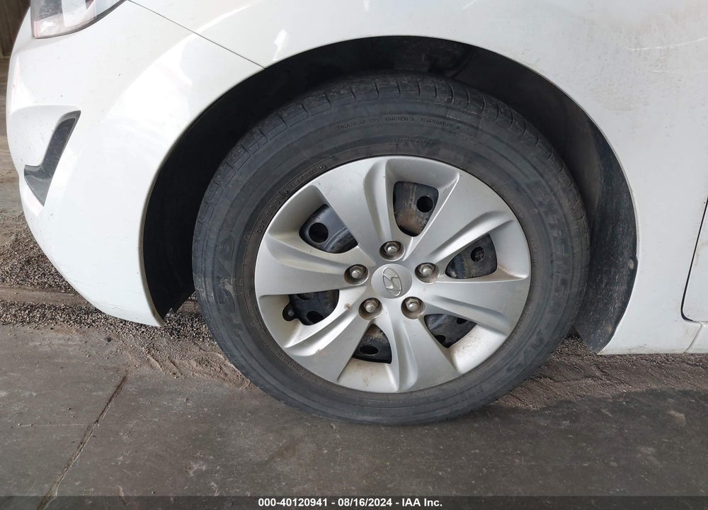 2016 HYUNDAI ELANTRA SE VIN: 5NPDH4AEXGH675203