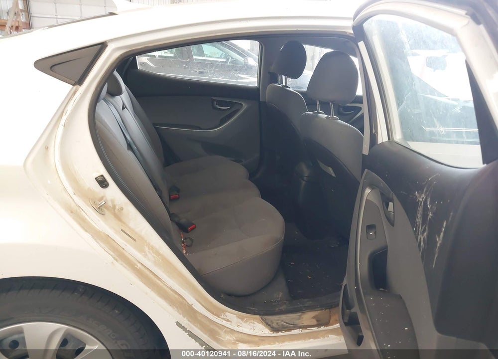 2016 HYUNDAI ELANTRA SE VIN: 5NPDH4AEXGH675203