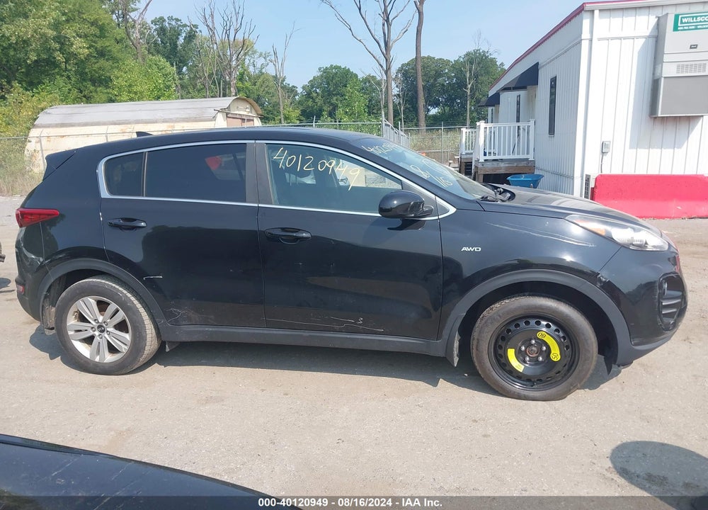 2018 KIA SPORTAGE LX VIN: KNDPMCAC0J7349696