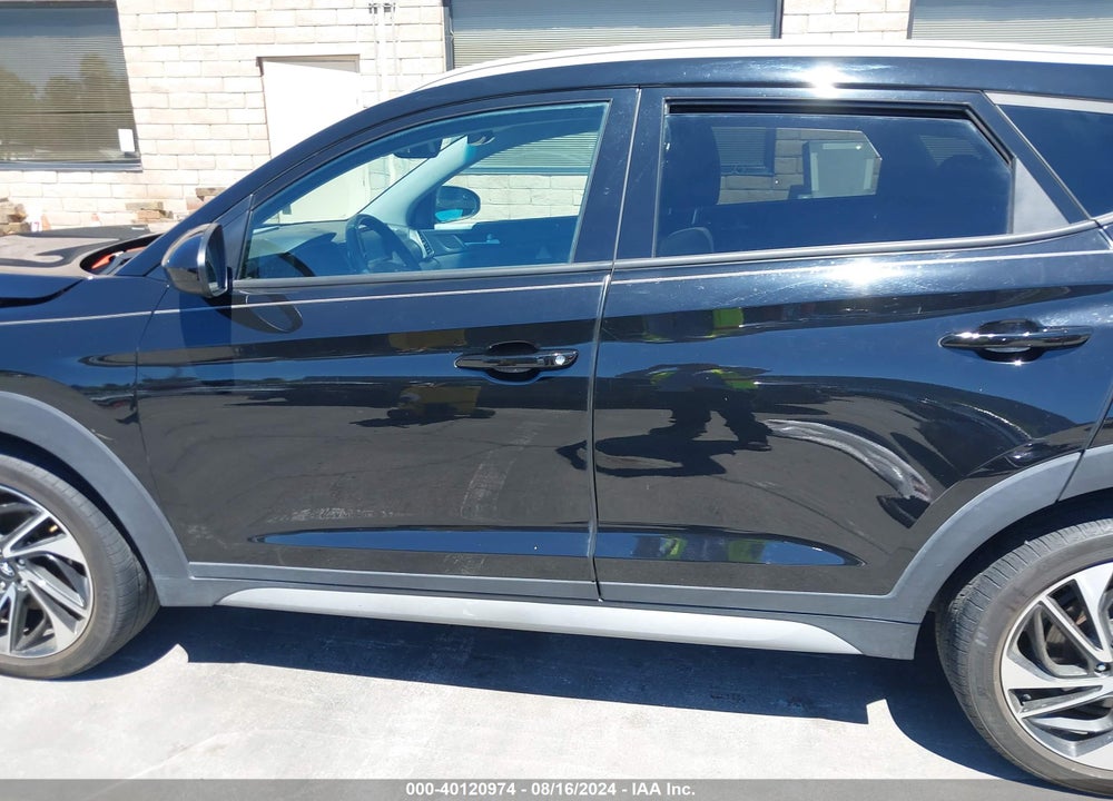 2021 HYUNDAI TUCSON SPORT VIN: KM8J3CAL2MU396495