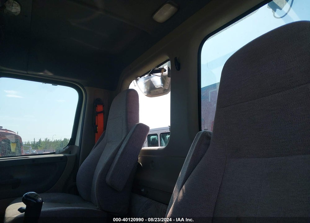 2015 FREIGHTLINER CASCADIA 125 VIN: 3AKBGDDV0FSGR5251