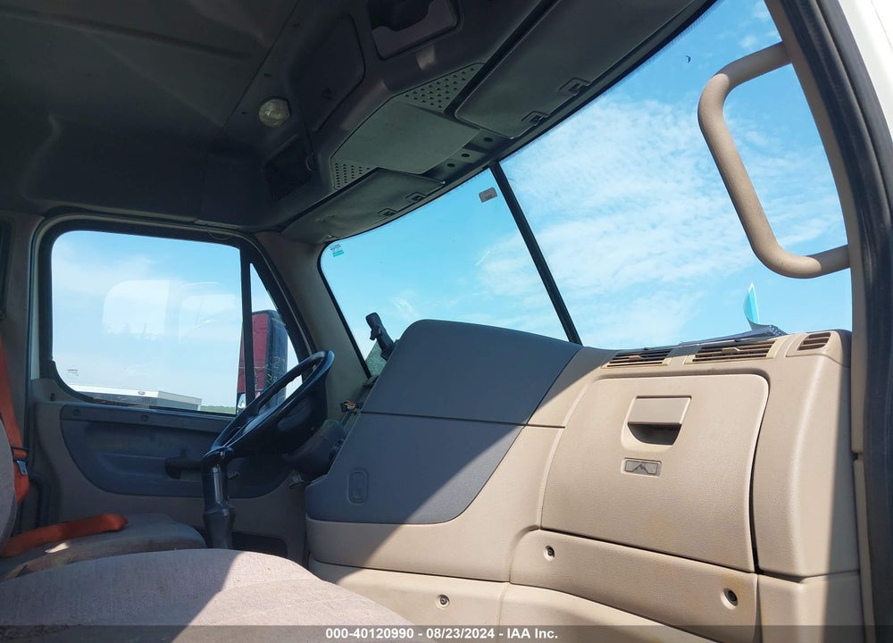 2015 FREIGHTLINER CASCADIA 125 VIN: 3AKBGDDV0FSGR5251