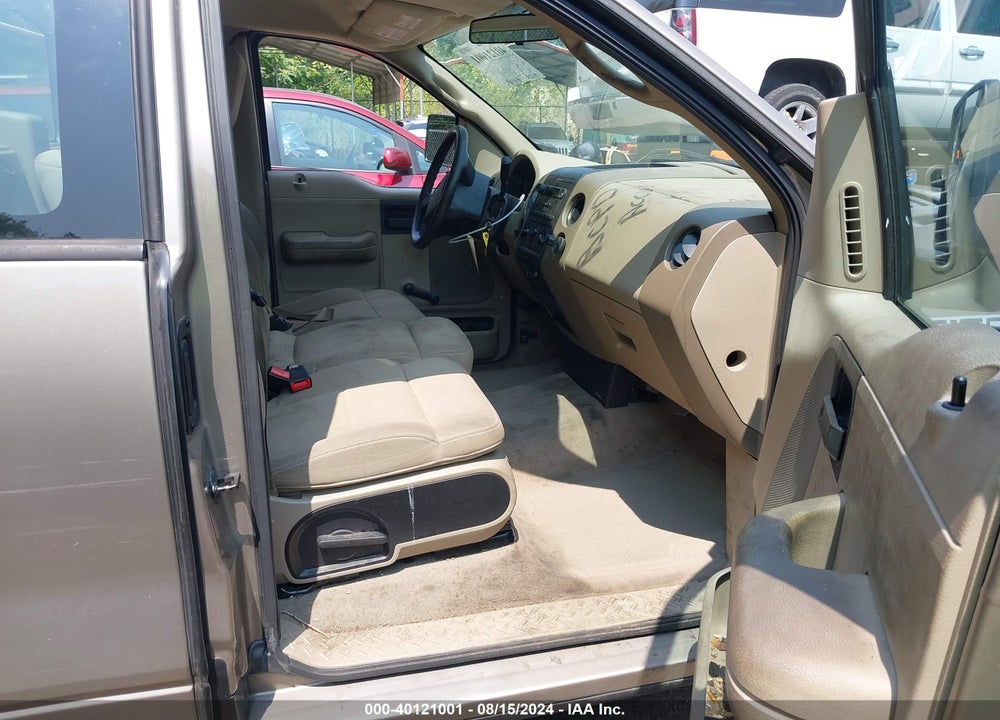 2006 FORD F-150 STX/XL/XLT VIN: 1FTRF12W66NB24377