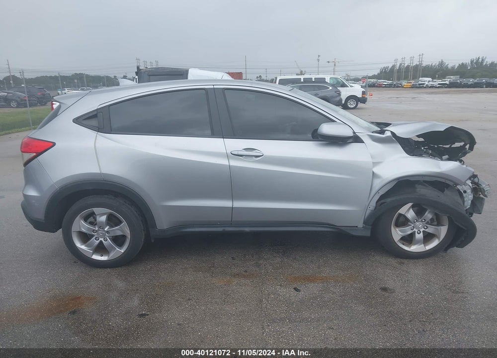 2021 HONDA HR-V 2WD LX VIN: 3CZRU5H38MM705505