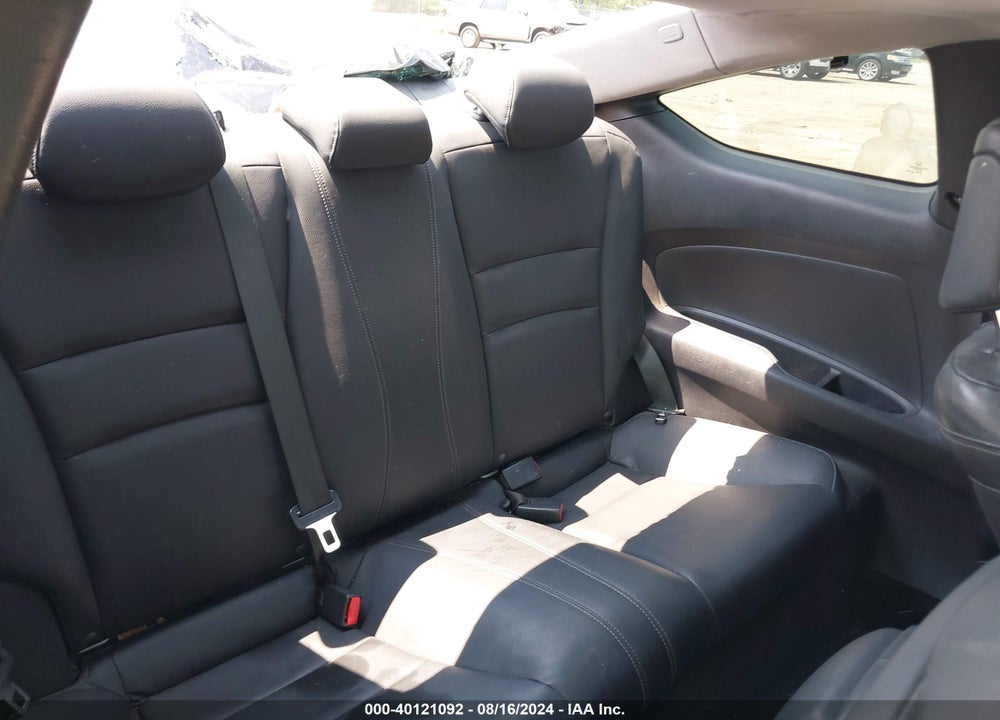 2013 HONDA ACCORD EX-L V-6 VIN: 1HGCT2B88DA000574