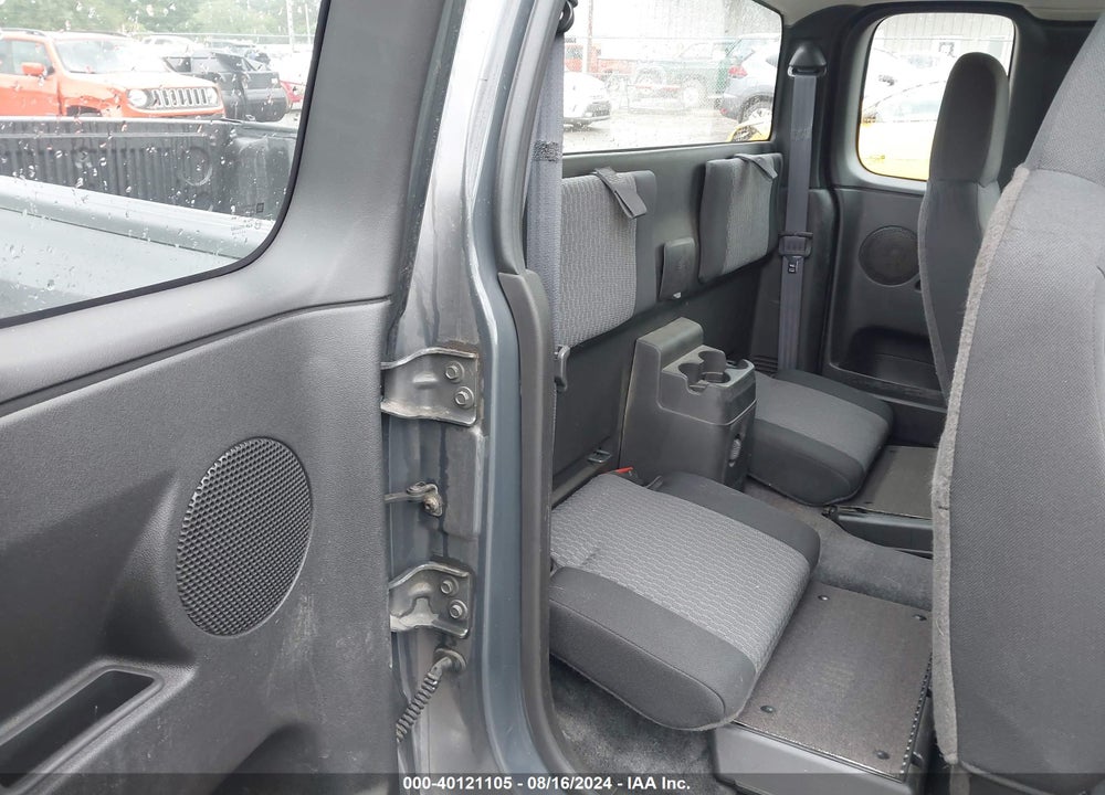 2008 GMC CANYON SLE1 VIN: 1GTCS399388212057