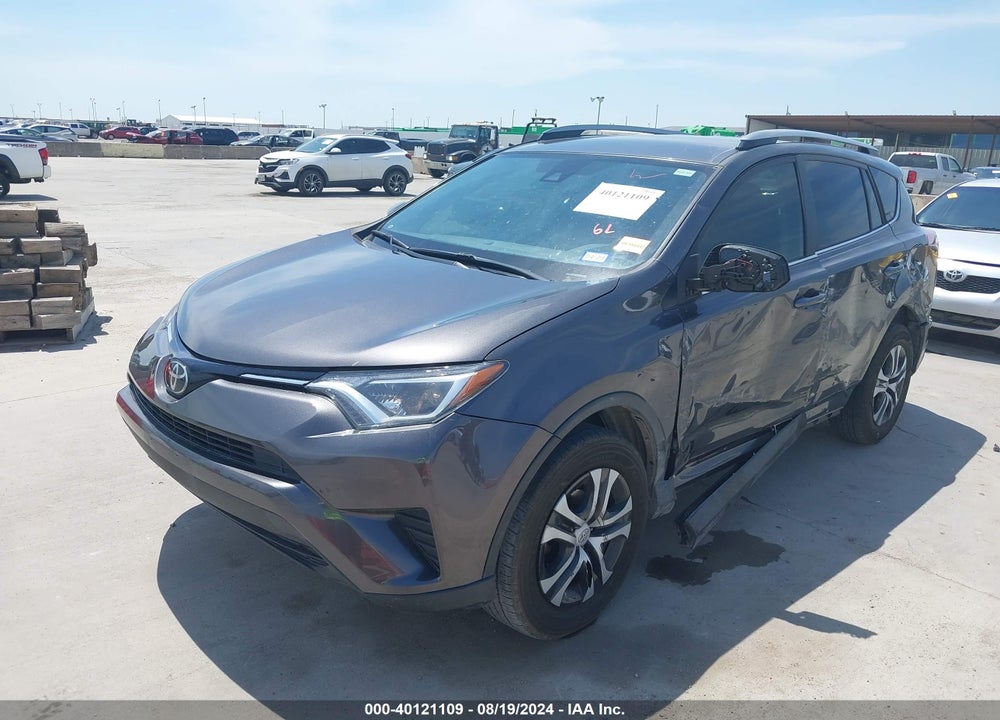 2018 TOYOTA RAV4 LE VIN: JTMZFREV1JJ162097