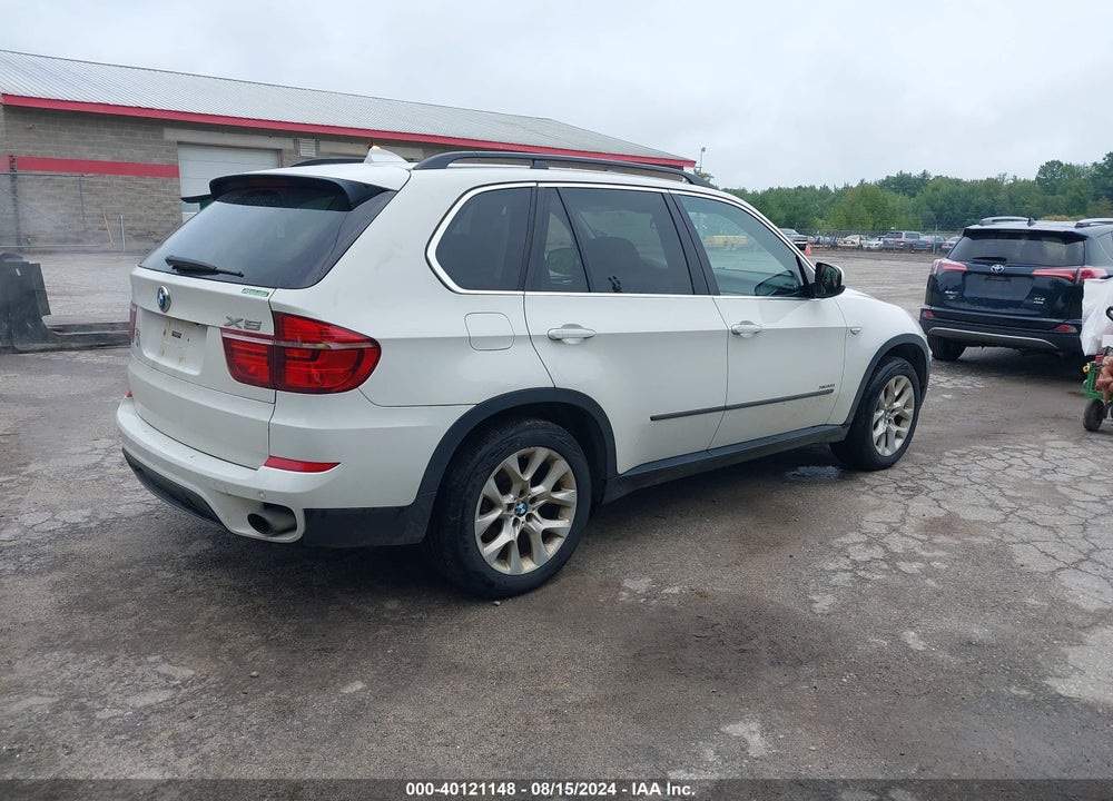 2013 BMW X5 XDRIVE35I/XDRIVE35I PREMIUM/XDRIVE35I SPORT ACTIVITY VIN: 5UXZV4C53D0E04084