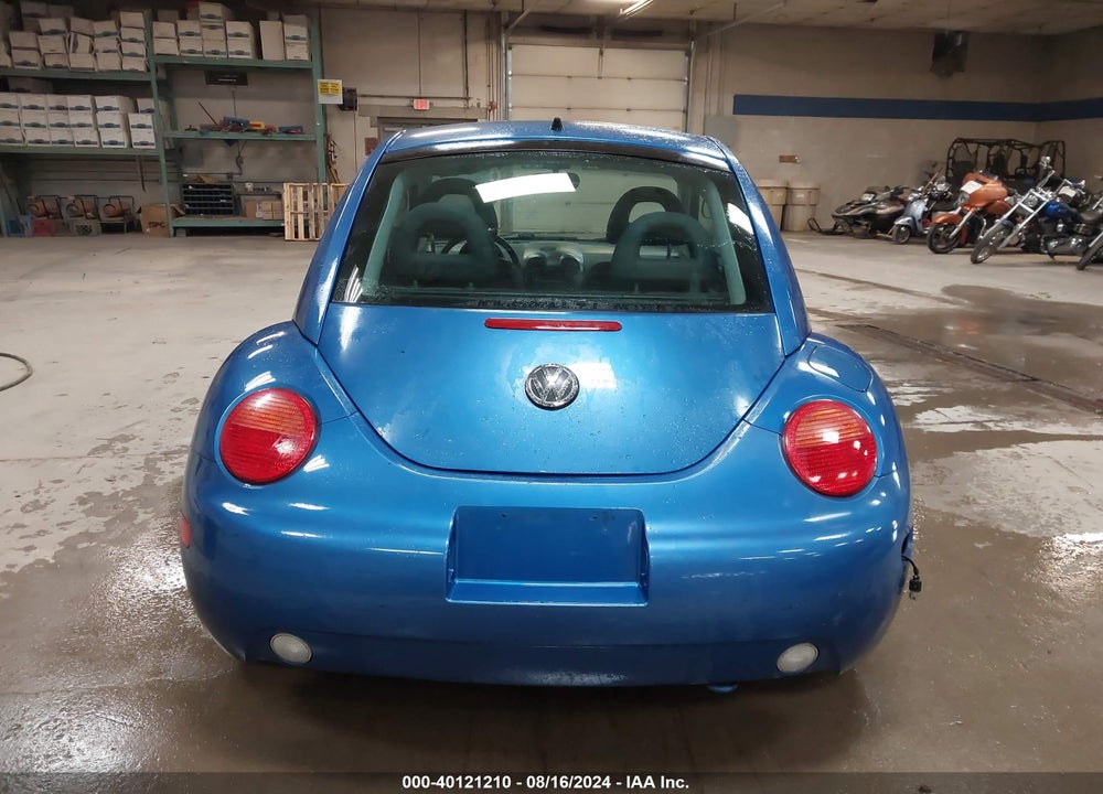 2001 VOLKSWAGEN NEW BEETLE GLX VIN: 3VWDD21CX1M424369