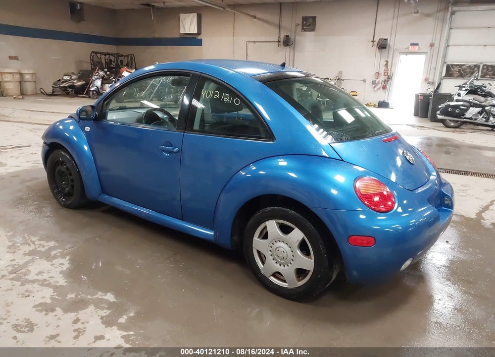 2001 VOLKSWAGEN NEW BEETLE GLX VIN: 3VWDD21CX1M424369