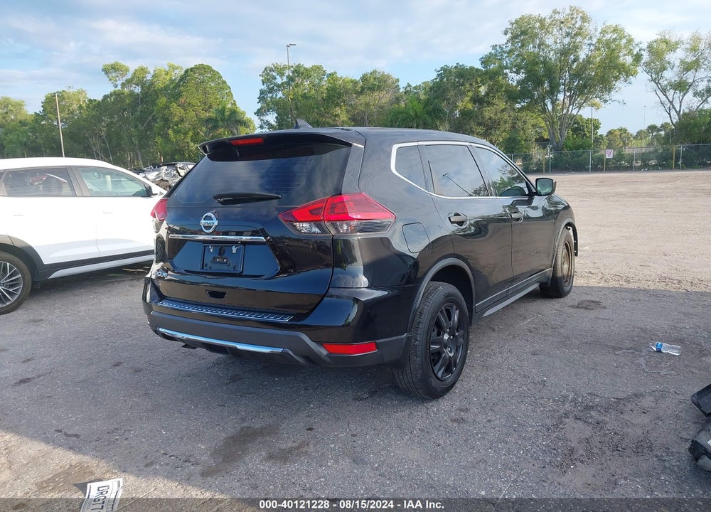 2018 NISSAN ROGUE S VIN: 5N1AT2MTXJC766258