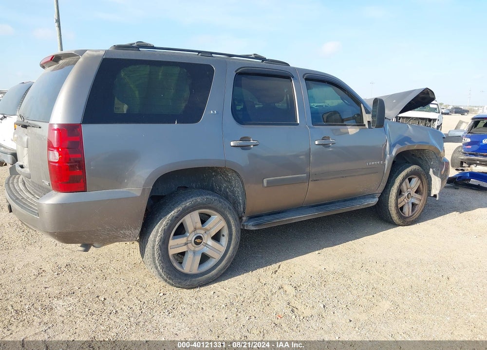 2007 CHEVROLET TAHOE LT VIN: 1GNFC13047R233699