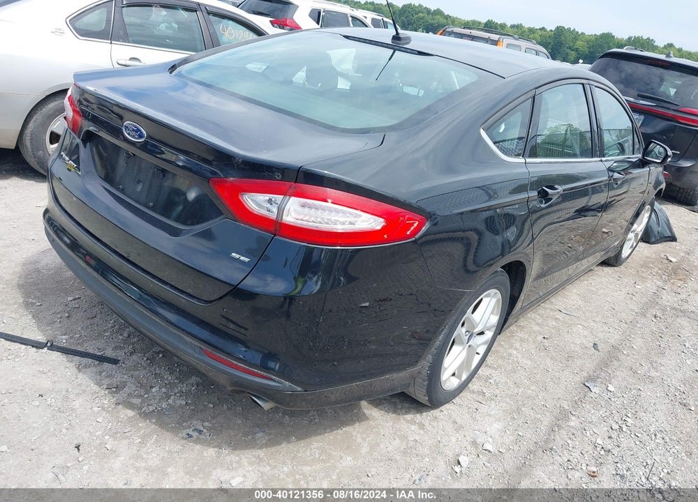 2015 FORD FUSION SE VIN: 3FA6P0H74FR152384